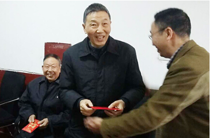 感恩老人，從我做起，從身邊做起！